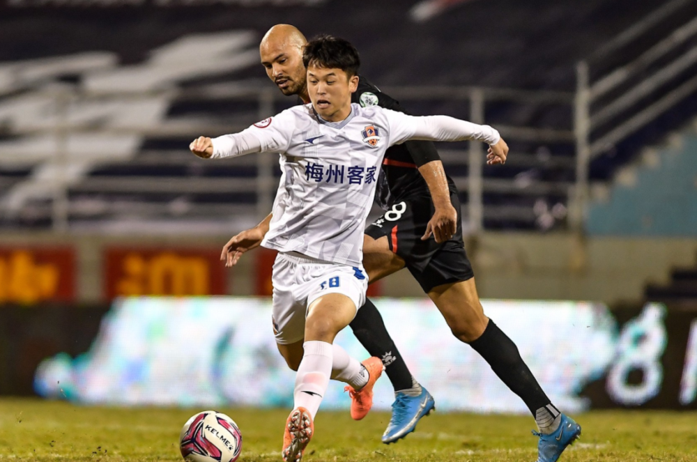 关于法国杯今晚再迎强敌,武汉三镇内部沟通,主帅态度:媒体盛赞,身体对抗强度拉满的信息 关于法国杯今晚再迎强敌,武汉三镇内部沟通,主帅态度:媒体盛赞,身体对抗强度拉满的信息